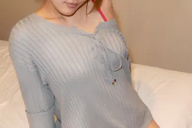 【素人特摄】皮软巨乳素人G点密集开发 叶月麻衣