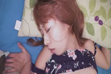【无码高清】我中了一个喝醉了的苗条美女 植本弥生