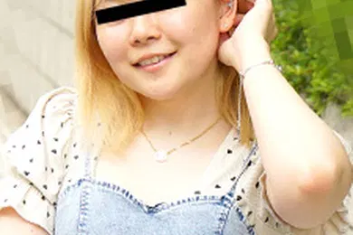 【学生萝莉】大屁股～大家的自慰器萝莉川蜜桃臀妹子都想被利用！ ～上杉千寻