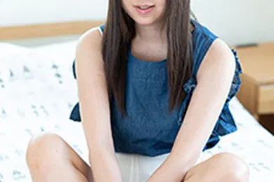 【素人特摄】我用我的大鸡巴撞了一个素人女孩，她哀叹找不到男朋友。夏野亚希
