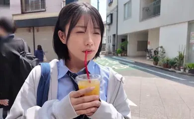 【日韩精选】系オジカツホリック かほ→J系 新体操部 福岡出身の女の子。 実は初体験がおじさんで、それ以来おじさんとのSEXにハマり中…。 白井いとSVGAL-025-u