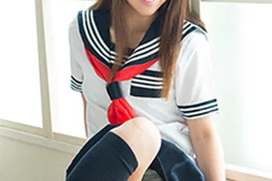 【无码高清】制服时代——好久没看到制服了，有点兴奋—桐山明里